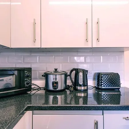 別荘 Modern 2 Bed House, Free Parking, Central Location ブリストル